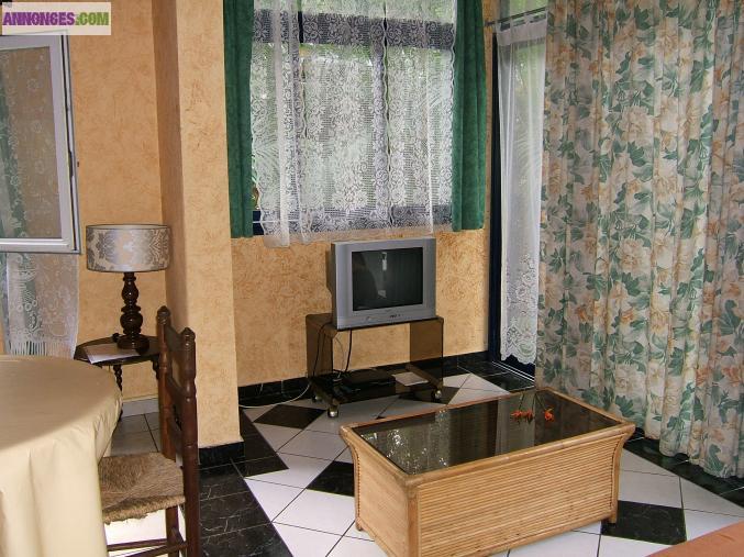 VILLA "PAILLE EN QUEUE"