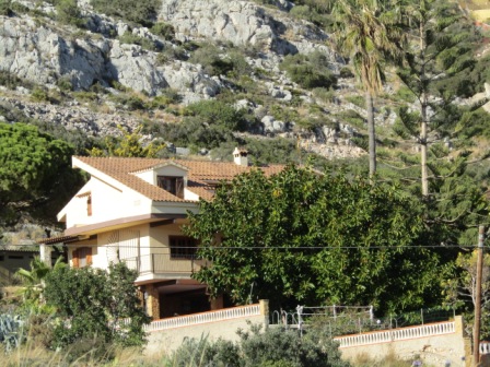 â fan de coteau face à la mer plage à 50 mètres 