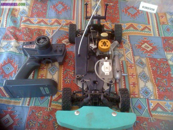 Voiture radio commandée