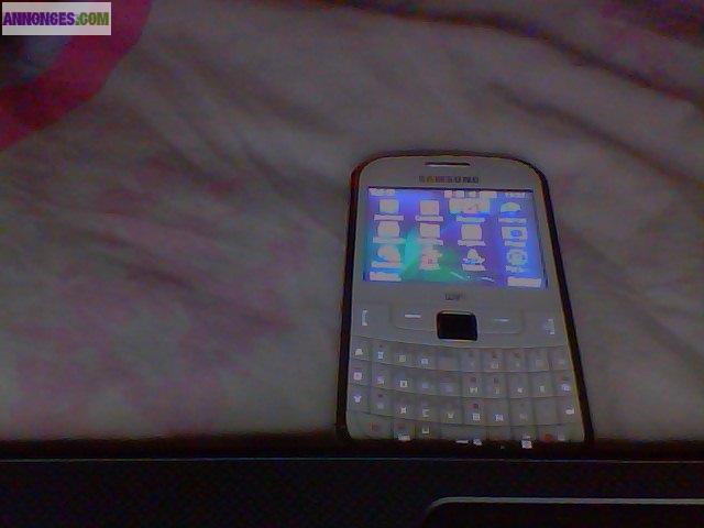 Lot de 3 téléphones contre iphone