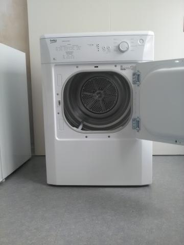 Sèche-linge "Béko" évacuation 6k