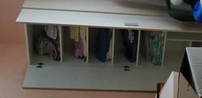 Armoire de rangement