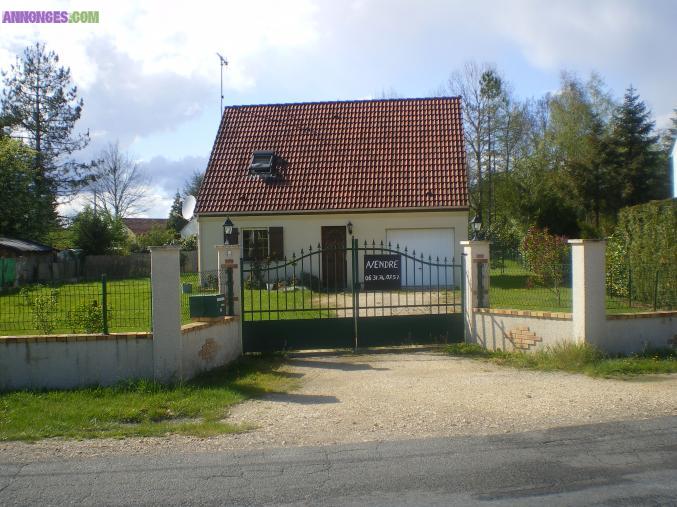 Maison dans village solognot