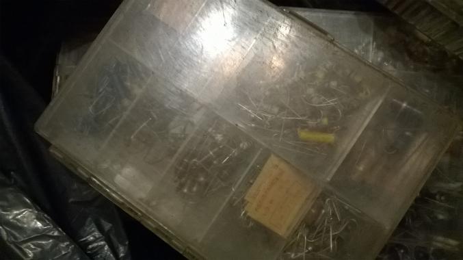 Pièces détachées électroniques et éléctriques