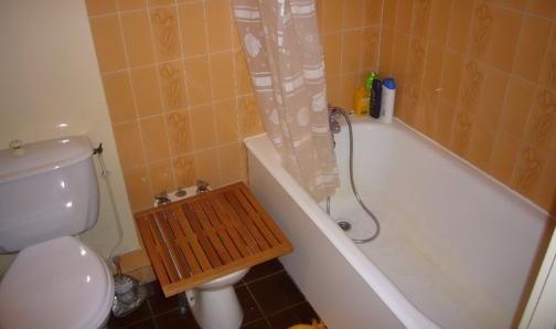 Studio Meublé Très propre à Nice.