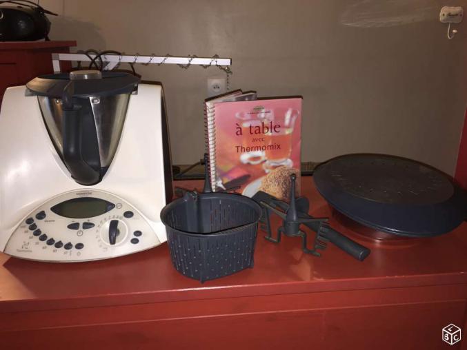 Thermomix TM31 et livres de recettes