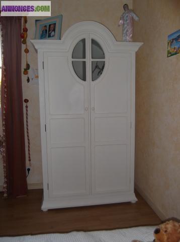 ARMOIRE