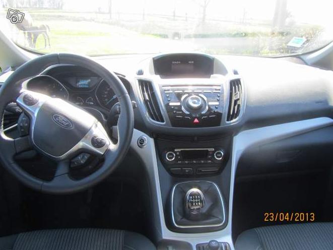 C-Max II 115 ch Titanium 2011 A DEBATTRE