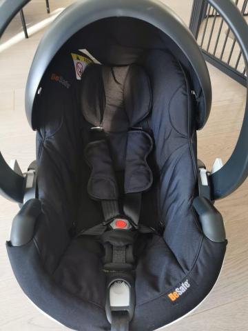 Don d'accessoires bébé