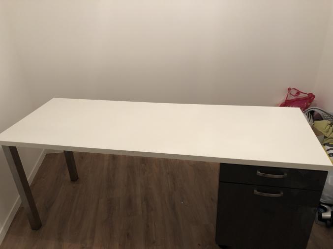 Table a manger avec 6 chaises