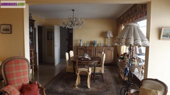 Charmant appartement dans résidence "La Martinière" à Cambrai.