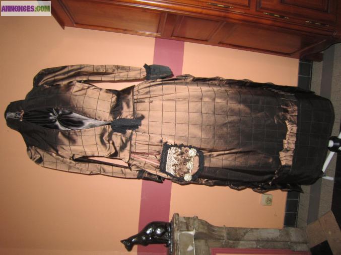 Robe old time type 1880