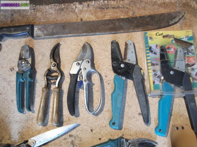 Lot de 11 sécateurs