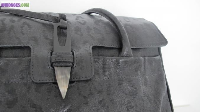 Sac à main femme Stephanie Césaire Baker en mouton cuir.