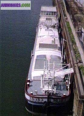 Péniche type FRECINET, de 1931, avec anneau