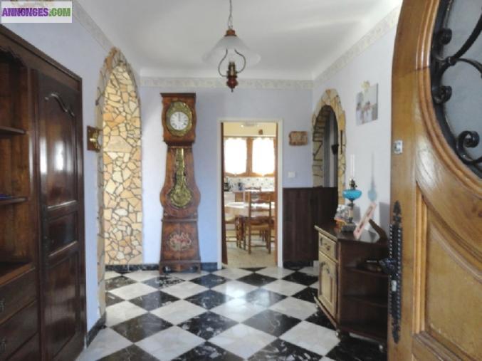 VILLA 7/8 pièces 280 m2