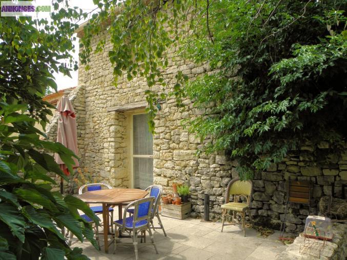 Vente maison de charme en pierres en Luberon