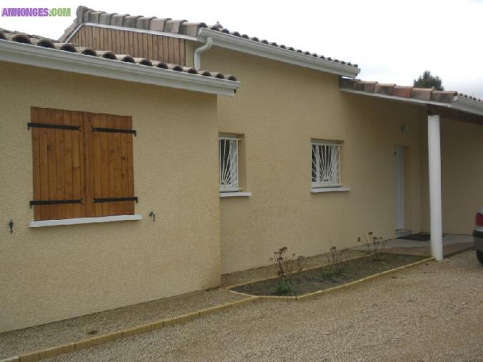 Maison contemporaine 4 pièces de 2011