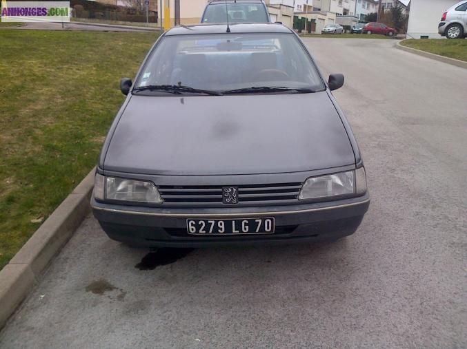 Vends 405 pour pièces détaché