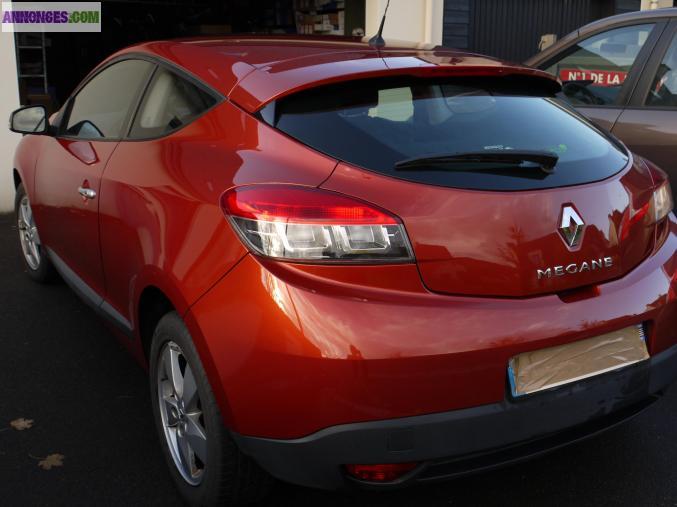 MEGANE COUPE DCI 105 DYNAMIQUE (12.2010)