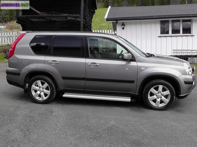 A vendre Nissan  X-Trail LE automat Diesel
