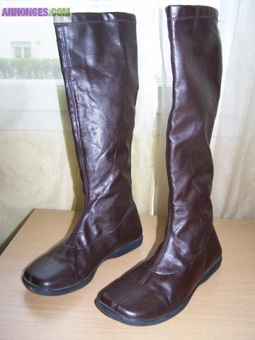 2 paires de bottes