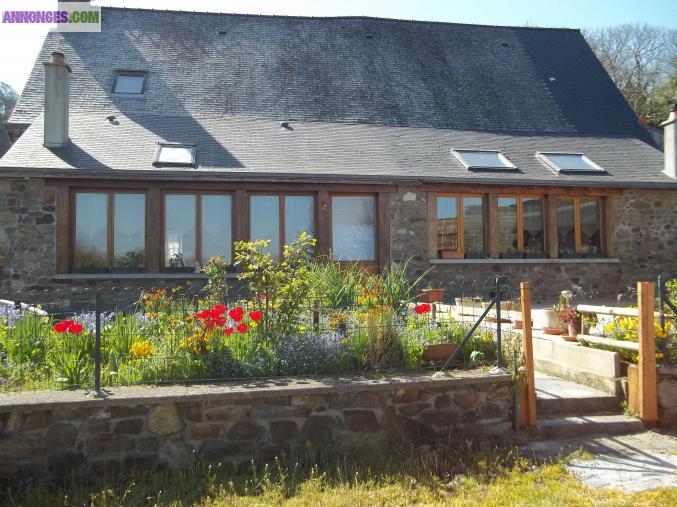 Belle longère avec terrain clos