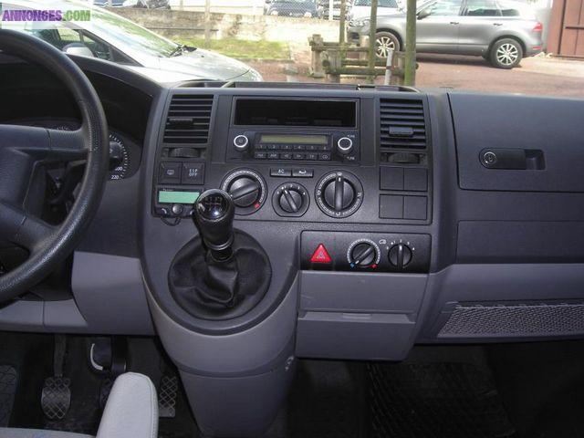 VOLKSWAGEN TRANSPORTER COMBI LONG 2.5 TDI 130 9PL 2.8T