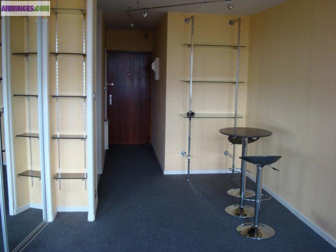 A louer studio meublé ou non