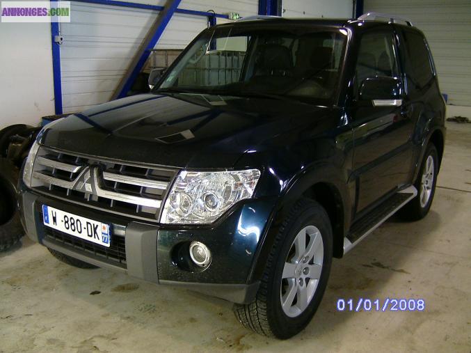 PAJERO 3L2 DID 170CH COURT INSTYLE