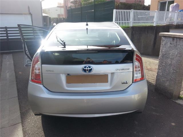 Toyota Prius 136h Lounge 17"