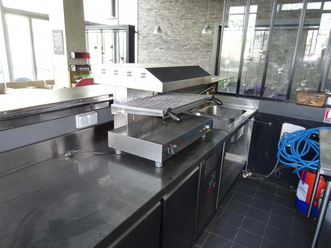 MEUBLES POUR RESTAURANT