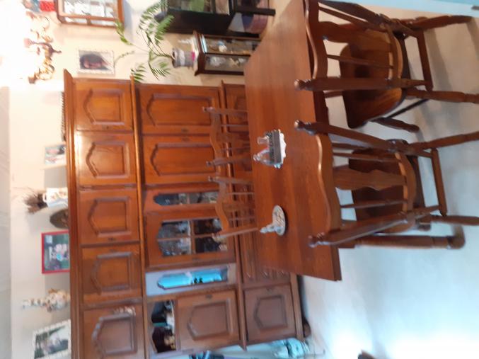 Vend salle a manger chene complet