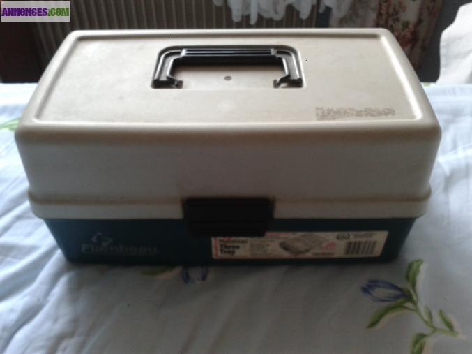 Mallette de pêche de la marque flambeau