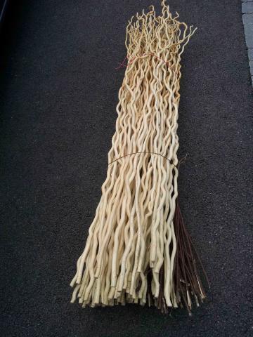 Lot de branchage torsadé