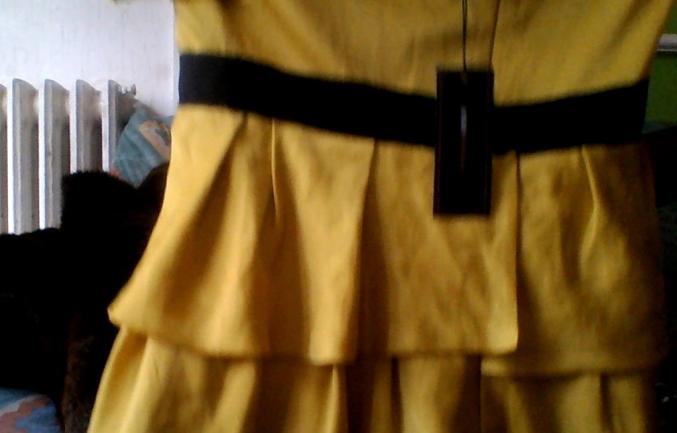 Jolie robe bcbg neuf