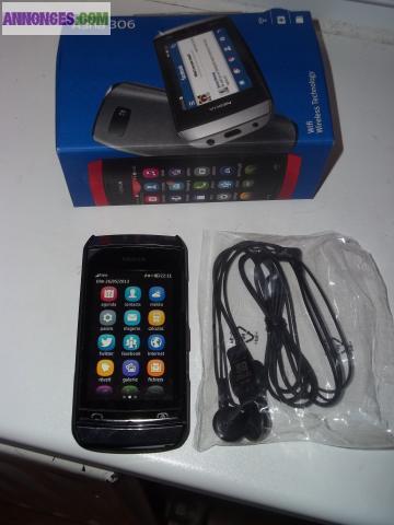 Nokia Asha 306 noir neuf avec coque brillant