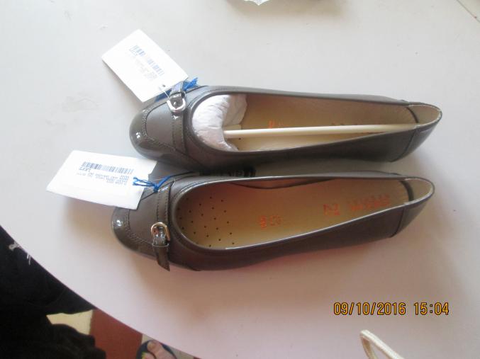 Ballerines neuves geox point 37