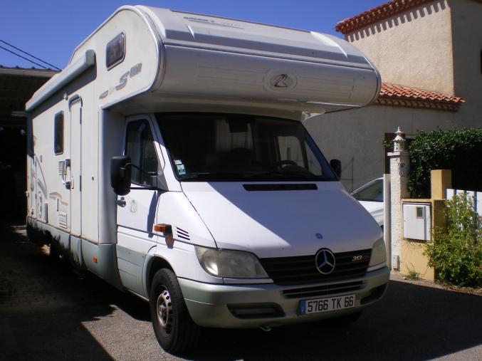 Camping car RIMOR sur MERCEDES