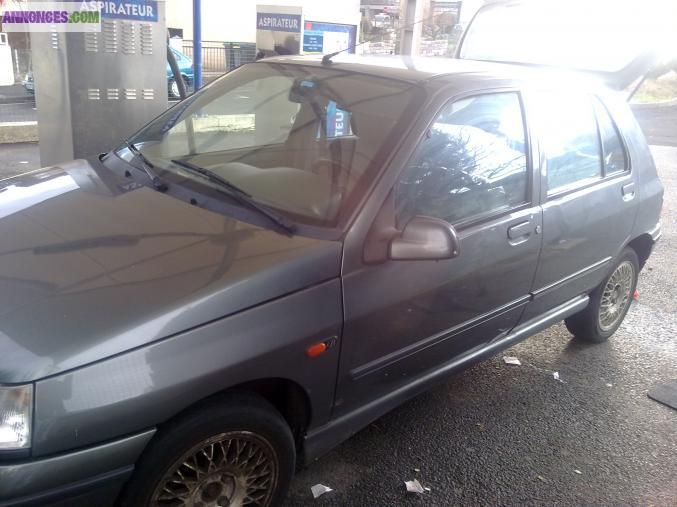 Renault clio