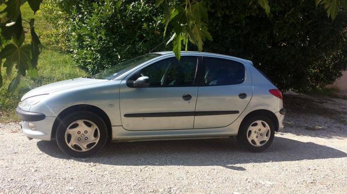 Peugeot 206 XR presence 90 ch