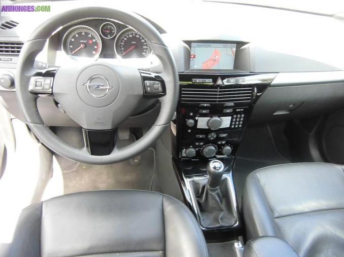 Opel Astra Twintop cabriolet