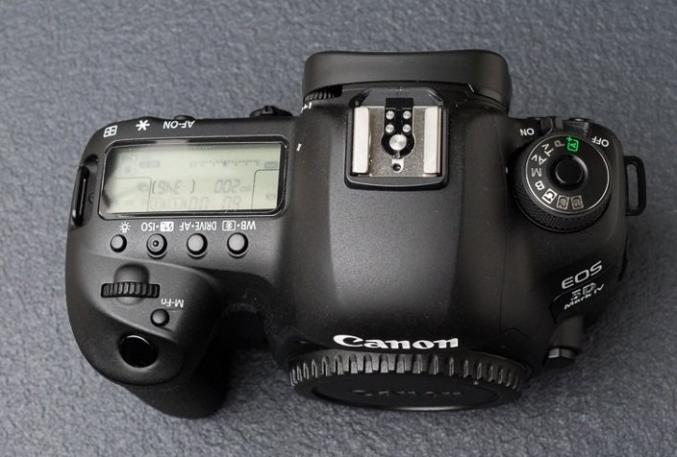 CANON EOS 5D MARK IV