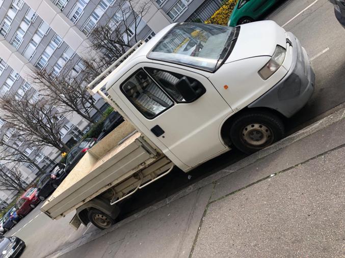 Peugeot boxer plateau long 2.5 Diesel TBEG