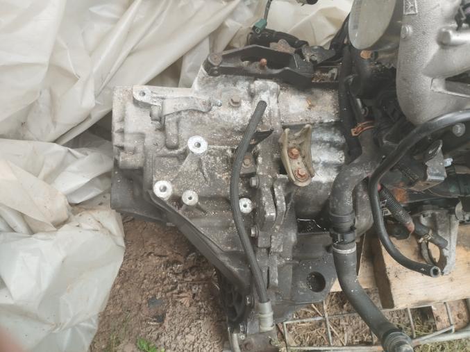 Megane 3 1.5 110cv divers pièces 