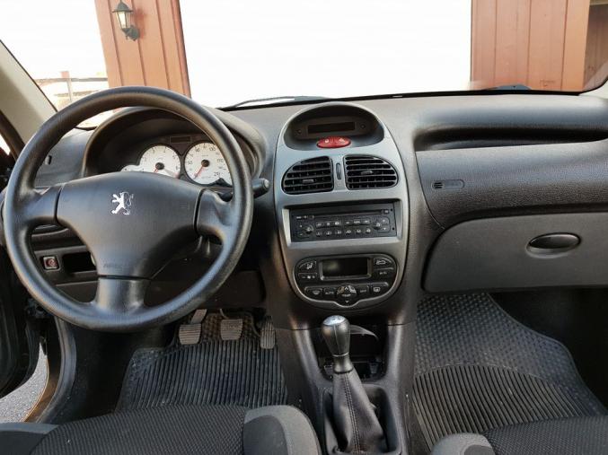 Peugeot 206 1.9 D XR
