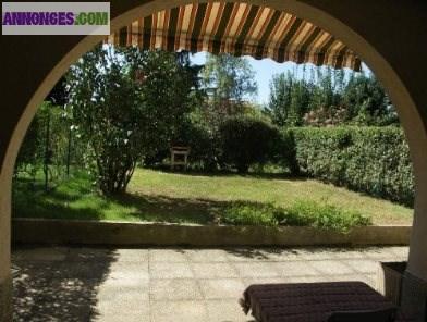 Loue F3 avec jardin