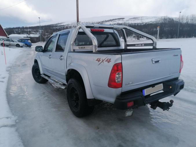 ISUZU D-MAX 