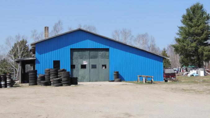 Maison garage et grange dans un havre de paix