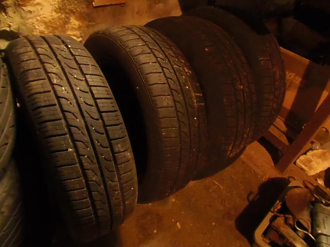 4 pneu 175 65 r14 bon etat